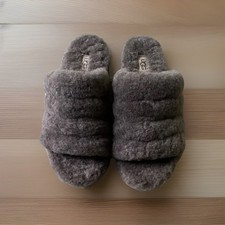 UGG Gray Shearling Fur Slide Slippers Women s 7 Open Toe Casual Comfort