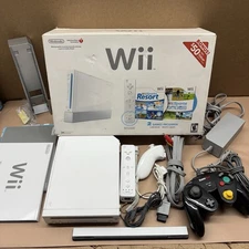 Nintendo Wii Console RVL-001 USA with Box - No games included