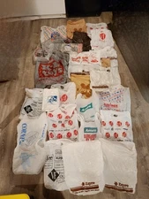 Vintage Shopping Bags Mixed Lot Toys R Us Ames Zayre Stigers KB Toys 