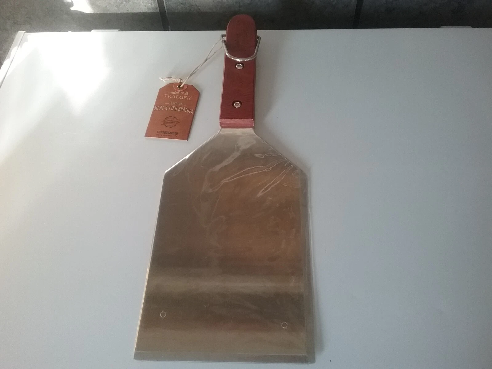 NWT Grill BBQ XXL Meat & Fish 17" Spatula TRAEGER Stainless Steel & Wood BAC417