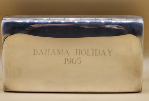 Caja de joyería vintage POOLE PLATE CO. 1899 ""Bahama Holiday 1965" revestimiento de madera excelente en excelente condición - Imagen 10 de 17