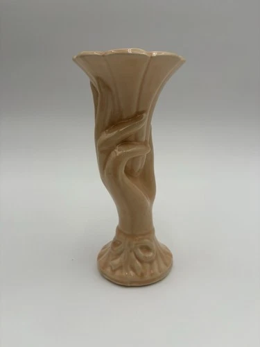 Vtg Shawnee USA Pottery Hand Vase Scalloped Sleeve Peach / Apricot Color