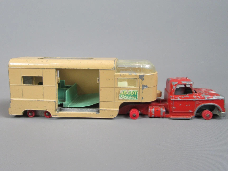 D731 Vintage Matchbox K18 UK Dodge Trattore Articolato Furgone Cavalli King Size - Immagine 4 di 4