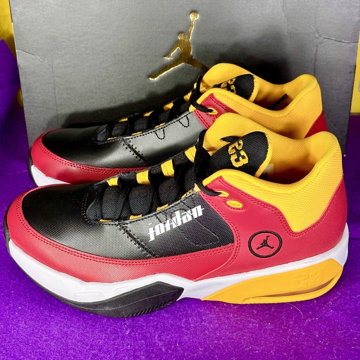 Jordan Max Aura 3 SE GS Red Black University Gold DJ6245 607 Men's