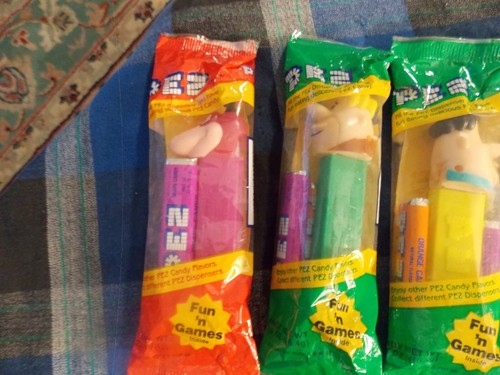 FLINTSTONES FRED PEABLES BARNEY DINO Pez Dispenser LOT OF 4 SEALED Made Slovenia - Picture 2 of 5