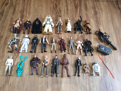 26 x 3.75" Star Wars action figures loose in played with condition