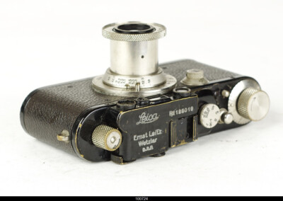 Leitz: Leica III (Mod.F) black nickel Hektor Price Guide: estimate a