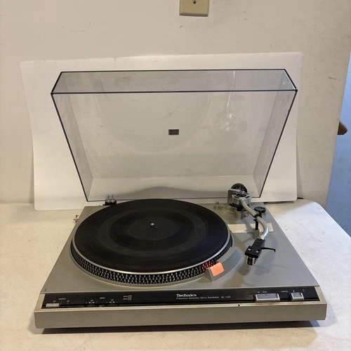 Technics Frequency Generator Servo Automatic SL-220 Turntable - TURNS ON - READ!