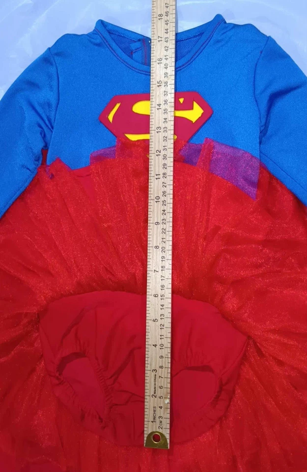 Disfraz de Supergirl hecho a medida para niño pequeño  Foto 4 de 4