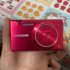 Samsung MV800 16 MP 5x Optical Zoom Digital Camera Flip-out Touch Screen - Red