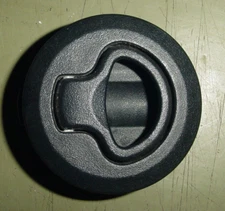 17 18 19 20 21 22 23 Chrysler Pacifica 2nd Row Center Floor Cover Latch BLACK