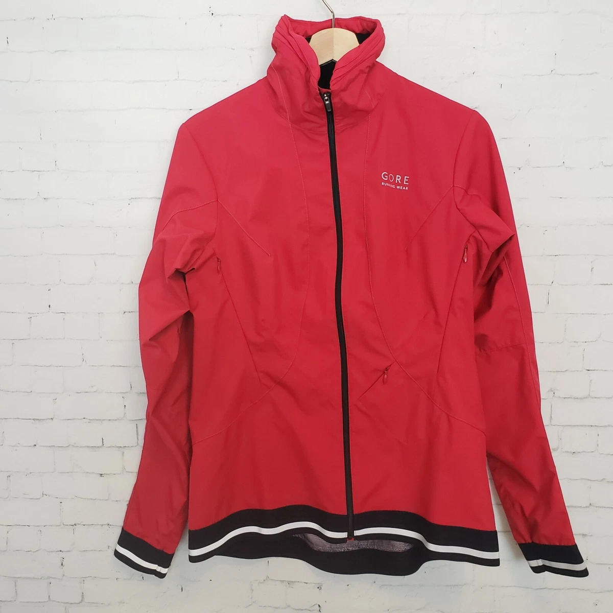 Gore Womens Running Jacket Size L Red Wind Stopper Active Shell