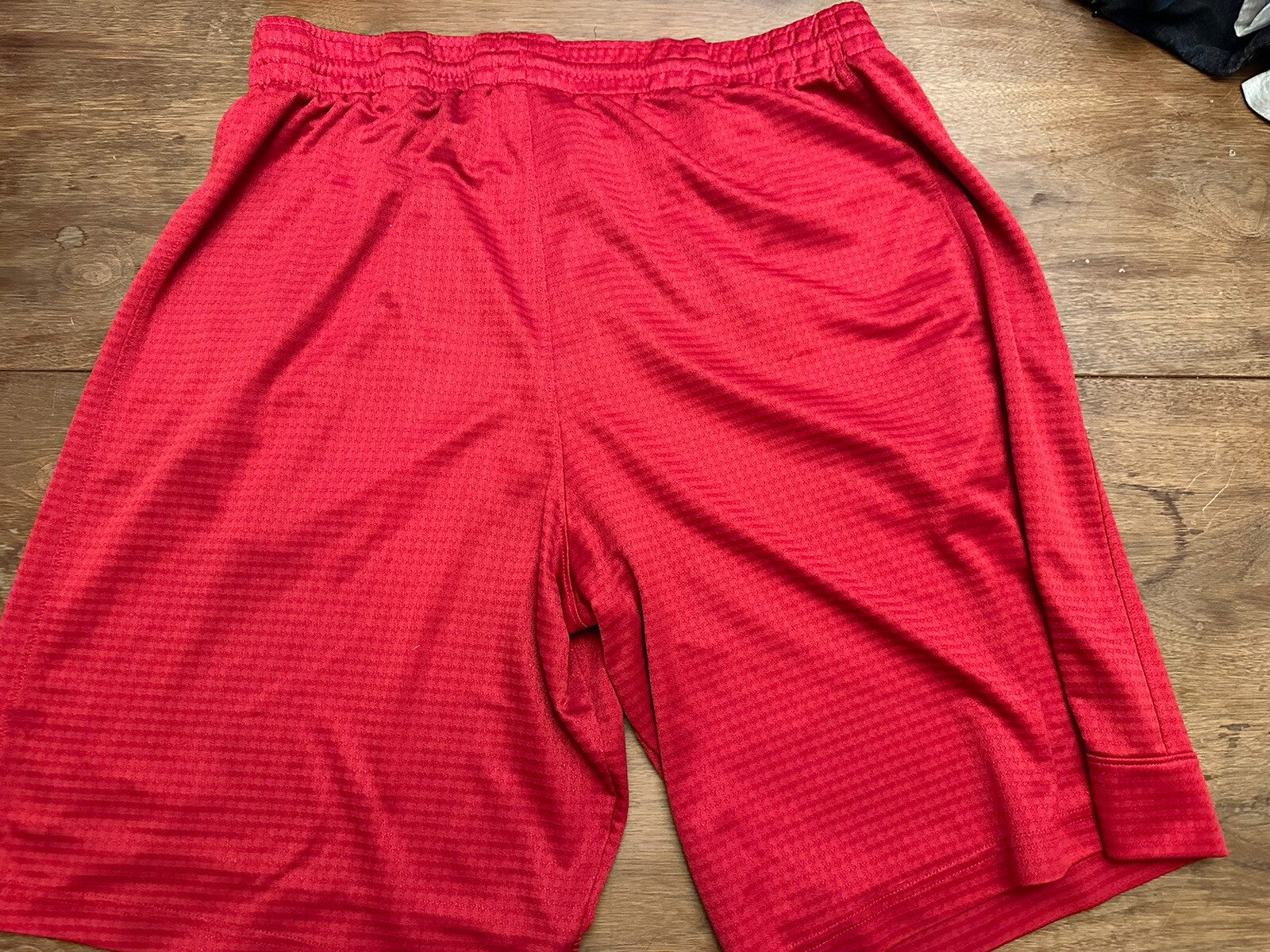 Nike Basketball Shorts Large Red Swoosh Hoops Logo 10… Gem