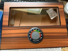 cigar humidor