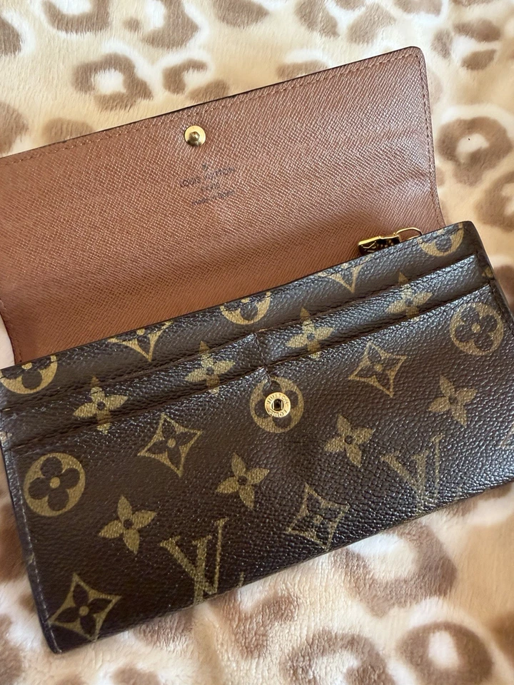 Carteira feminina Louis Vuitton monograma marrom - Imagem 2 de 3