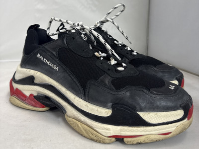 BALENCIAGA TRIPLE S TRAINERS ESTRAINER LOW TOP SNEAKER BLACK RED Size 44