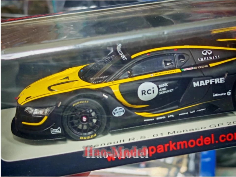 Spark 1:18 Renault RS01 Monaco 2018 Resin Model Car Diecast adults Gifts Black - Image 4 of 4