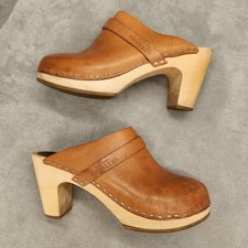 Swedish Hasbeens Clogs 7 Tan Leather Slip In Classic Mules Boho Scandinavian