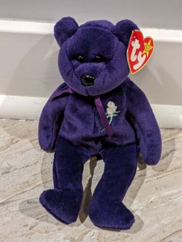 TY Beanie Baby - PRINCESSE DIANA l'ours en peluche violet (1997 - RETIRÉ) MWMT COMME NEUF - Photo 1/4