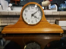 HOWARD MILLER Oak WESTMINSTER CHIME MANTLE CLOCK PRESTON 635-102 ANALOG Works