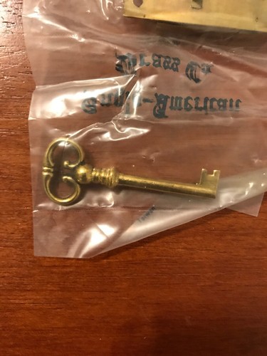 Solid Brass Large Surface Mounted Lock with Key S-2G - Picture 3 of 6