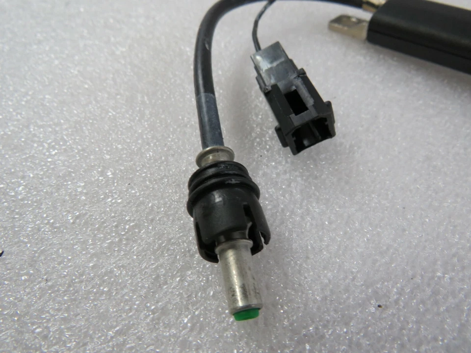 Ferrari 599 GTB, 612 Scaglietti, amplificador de antena, usado, P/N 191500 Foto 3 de 4