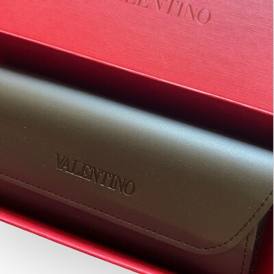 NEW VALENTINO Eyewear Sunglasses Case and Box ORIGINAL  display picture 2