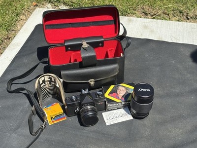 Petri SLR 35 mm w/ 2 Lens, Electronic Strobe and Carry Case, Great Condition