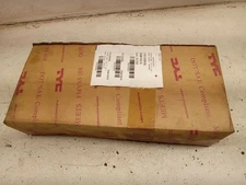 NEW Driver Corner/Park Light From 8501 GVW Fits 92-97 FORD F250 PICKUP 184843