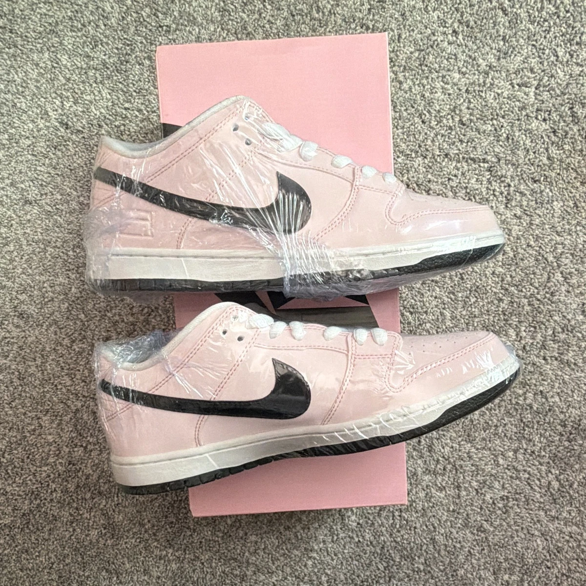 Preços baixos em Nike SB Dunk Low Pink Box | eBay