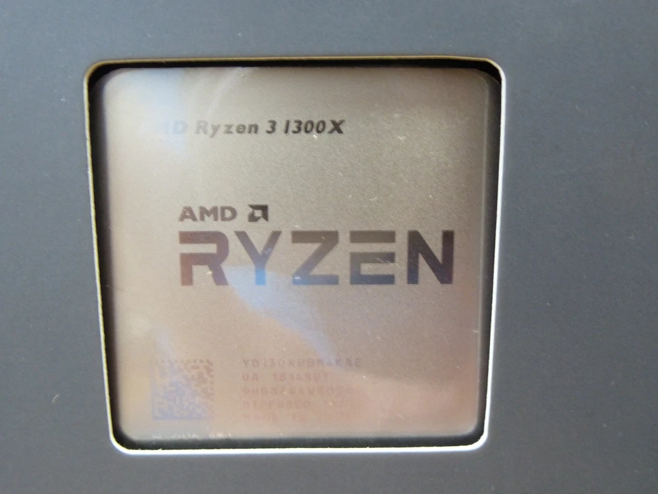 AMD RYZEN3 1300X QUAD3.7GHZ CORE 4C/4T10MB CACHE CPU+HEAT SINK&FAN-YD1300BBAEBOX - Image 3 of 4