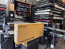 Roland Fantom 6 EX 61-key Keyboard Workstation , in box ,New York City  ARMENS