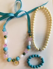 Stella and Dot Girl's Little Dollie Set Necklace/Bracelet bonus Pearl Necklace