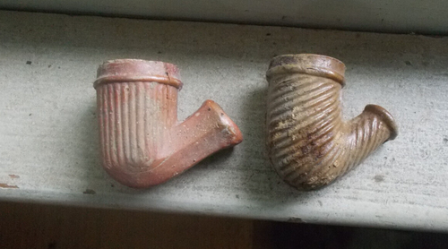 2 PIBOS DE CODO DE ARCILLA TEMPRANA EXCAVADOS EN POZO DE BASURA DE LA DÉCADA DE 1870 TUBOS DE CERÁMICA HECHOS EN Estados Unidos - Imagen 4 de 5