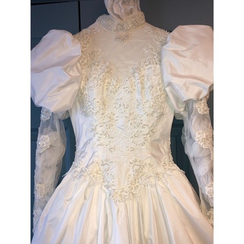 Wedding Dress Size 6 1992 Vintage - Picture 4 of 14
