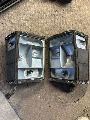 OEM Left Rear Light Body Range Rover Classic Taillight Housing