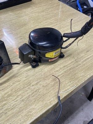 Taylor Ice Cream Machine 047701-27 Mix Hopper Compressor and Fan