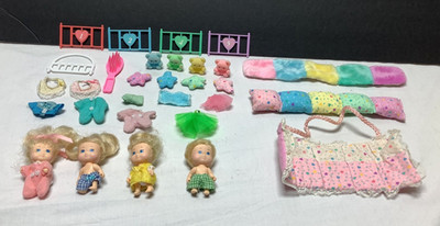 Vintage Lot of Tyco Quints and Accessories mini dolls blonde