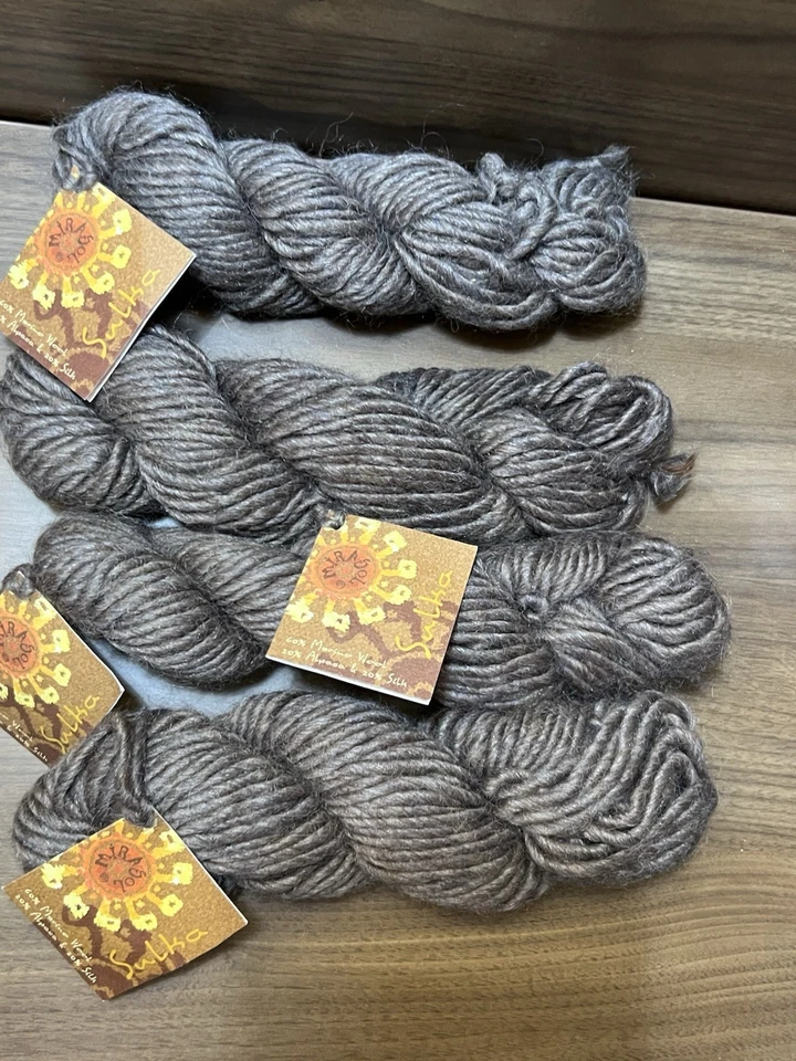 Hilo MIRASOL SULKA GRIS 206 Lana Alpaca Seda 50gr/155yds ea. Juego de 4 Foto 4 de 4