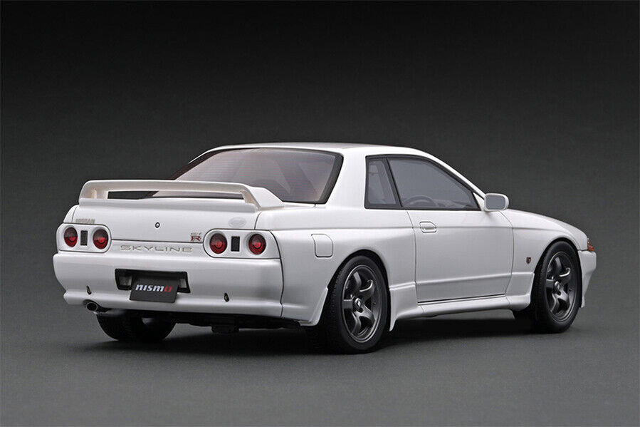 1/18 ignition model Nissan Skyline GT-R NISMO (BNR32) White IG2168
