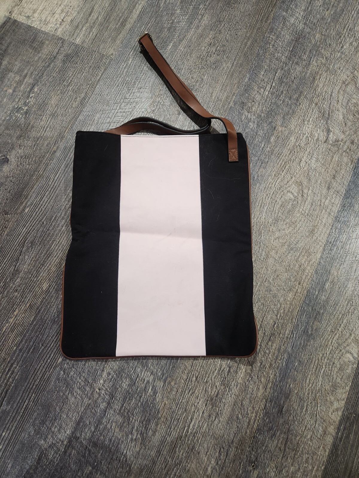 Victoria's Secret Pink Black Logo Crossbody Tote Bag London New York Paris NWT