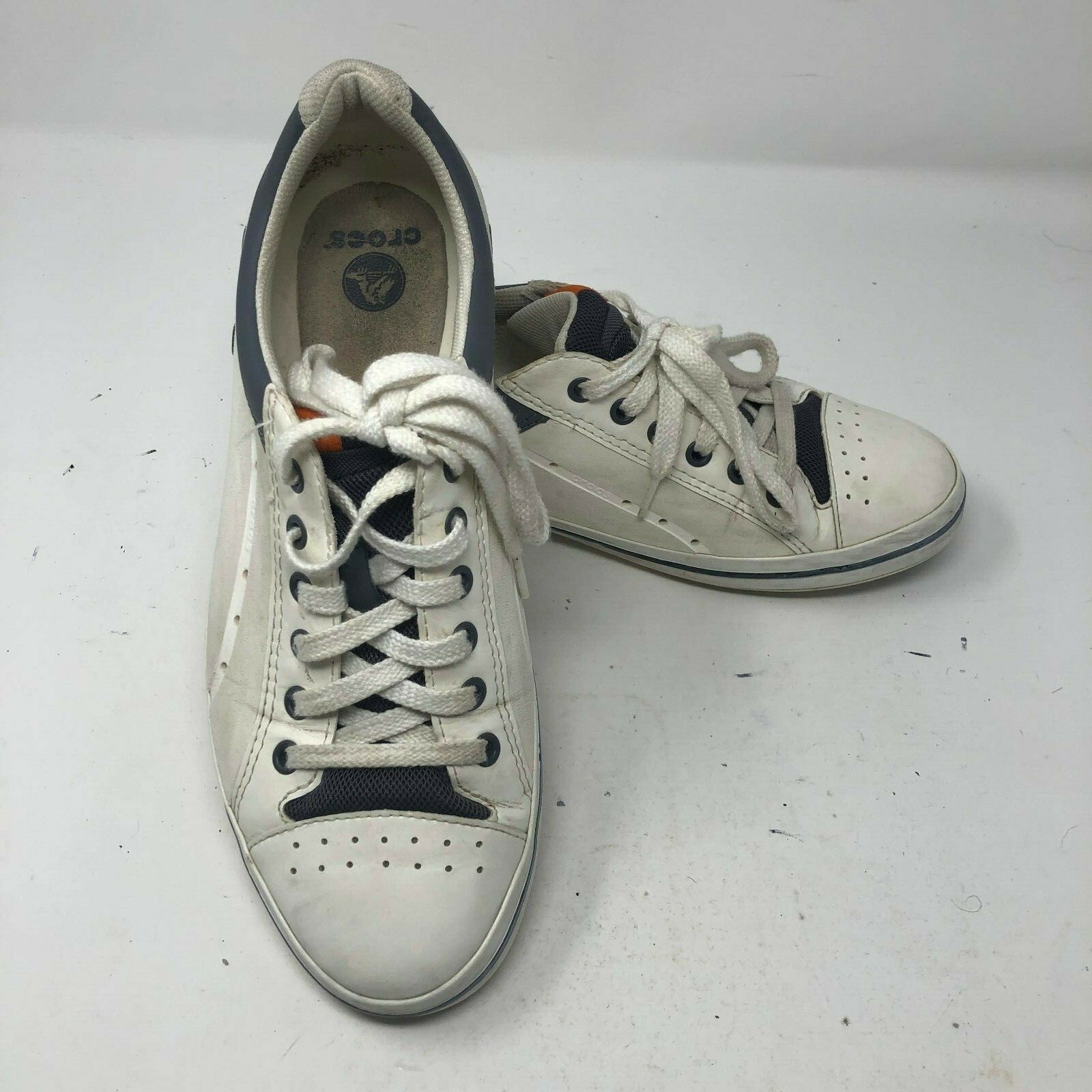 crocs men's tennis shoes