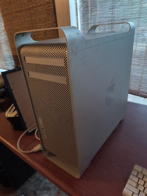 Apple Mac Pro 1,1 (2006) A1186 2x Intel Xeon Dual Core 3.0 GHz
