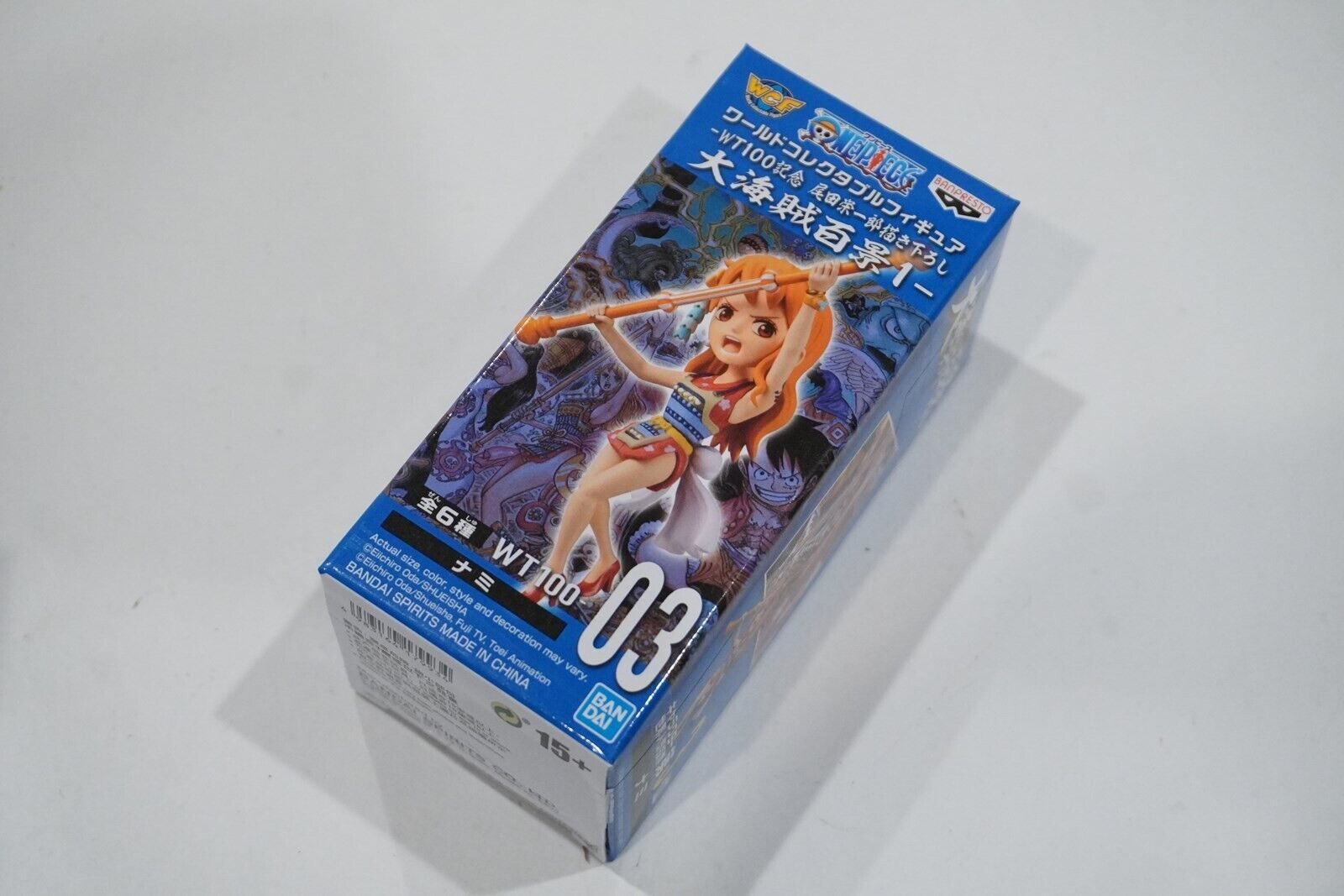 Figure Nami (Casino Suit) ONE PIECE World Collectible Figure