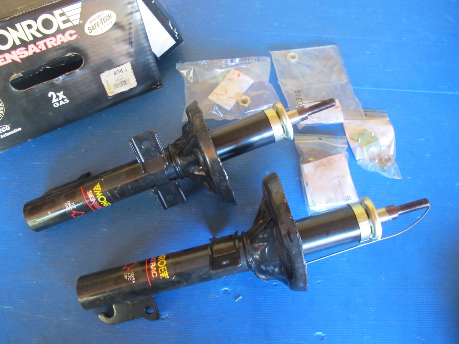 Amortisseurs avant Monroe Sensatrac pour Ford Fiesta 3 et 5 portes