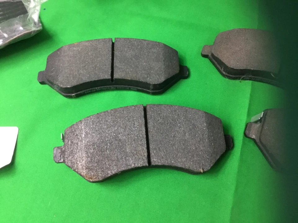 2001 02 03 04 05 06 07 Dodge Grand Caravan передние тормозные колодки 2001 02 03 Chrysler - Изображение 2 из 4