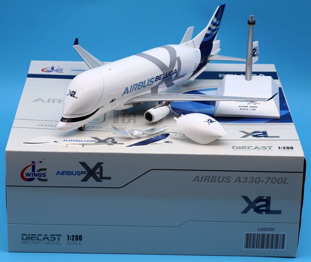 【超特価】 Airbus 1:200 Wings JC A330-743 Diecast #2' XL 'Beluga 民間航空機