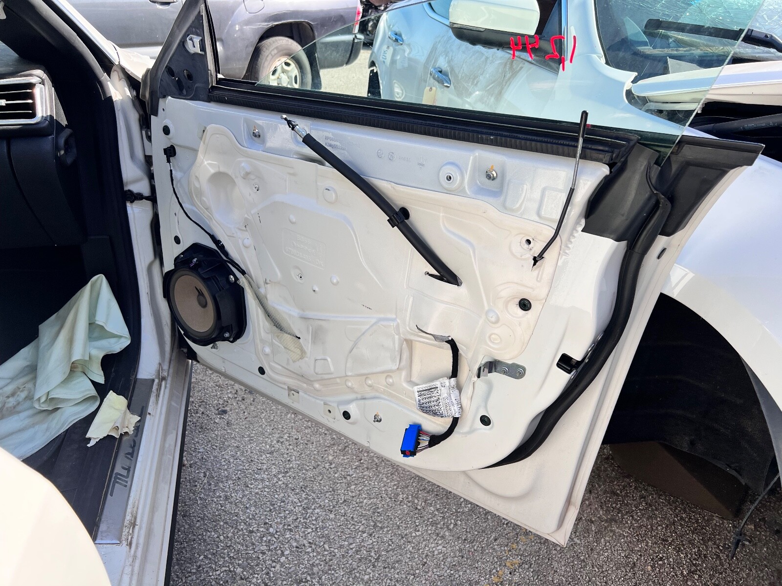 2014-2020 MASERATI GHIBLI M157 PASSENGER RIGHT FRONT DOOR SHELL WHITE OEM