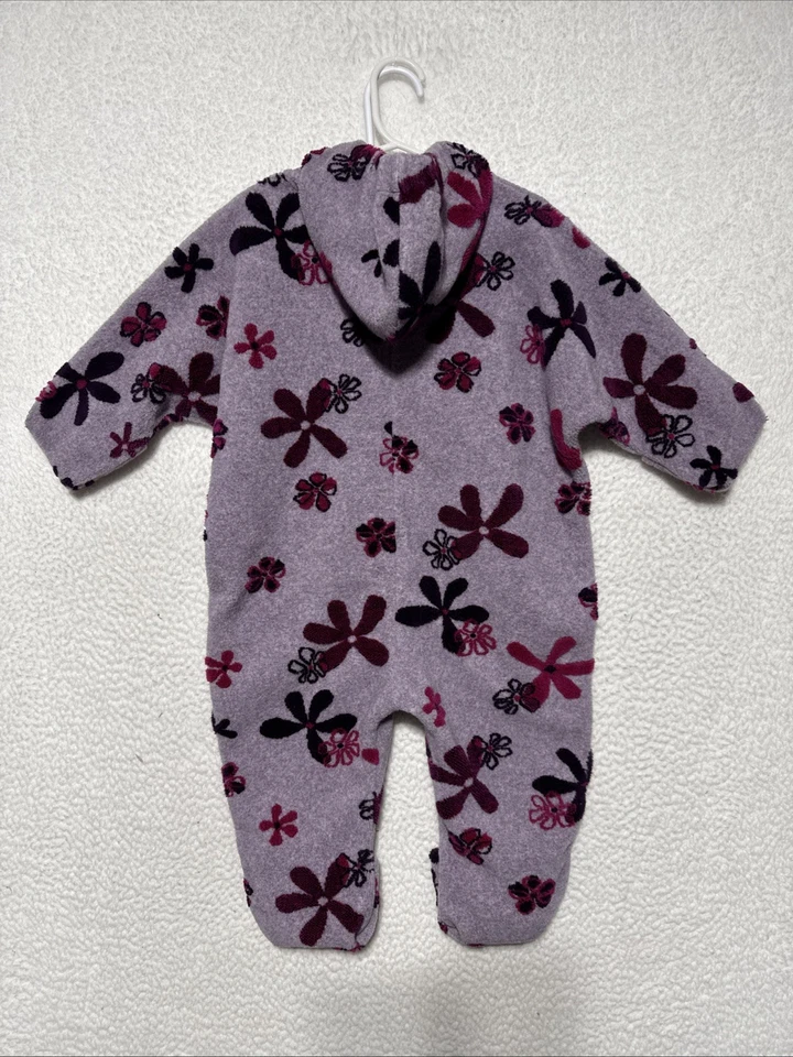 Traje de nieve Corky & Company para niña talla 18-24 M púrpura floral polar 1 pieza Bunting Foto 3 de 4