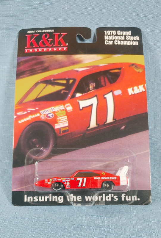 Racing Champions Bobby Isaac 71 K&K Insurance Dodge Daytona Diecast 1/64